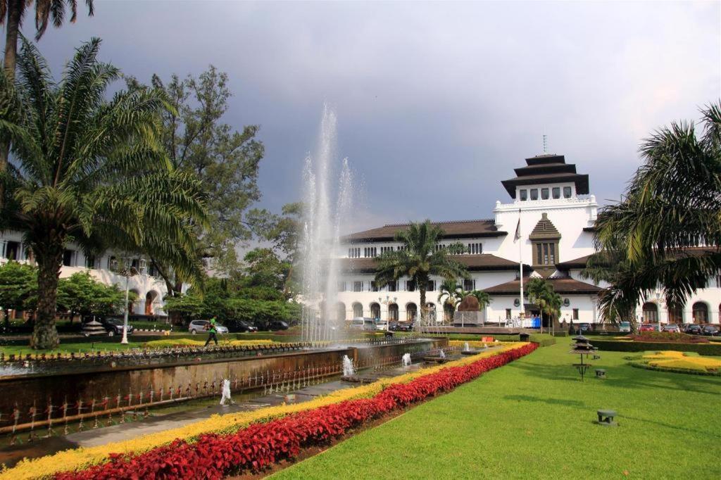 D'Primahotel Bandung Exterior foto